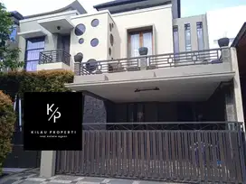 Dijual Rumah Semi Furnished Ada Kolam Renang di Juanda, Depok
