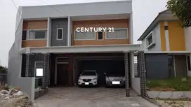 Rumah Mewah 2 Lantai Siap Huni Di Cluster Simpruk Lippo Cikarang