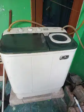 Mesin cuci Toshiba