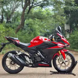 HONDA NEW CBR150R MERAH HITAM 2023 KM 4K PAJAK ON KAYAK BARU