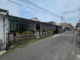 Rumah Hitung Tanah Strategis Di Kerten Laweyan Solo