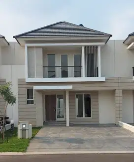 Rumah Cantik 2 Lantai di Giri Suvarna Sutera Tangerang 1K90004E