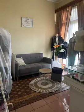 Sewa Rumah Turangga Solontongan, Lingkungan Bagus, Murah, Jalan Lebar