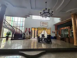 Dijual Villa Jumbo 2 Tingkat di Komplek Cemara Asri Jalan Seroja