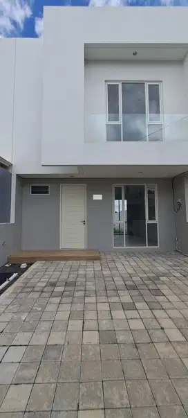 Rumah Dian Istana Minimalis Baru Gress Strategis Area