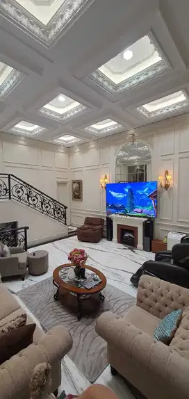 Rumah Cantik Banget ada Home Teather Lantai Full Marmer ,  Mauuuuu ???