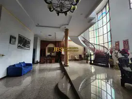 Dijual Villa Jumbo di Komplek Cemara Asri Jalan Seroja - Medan