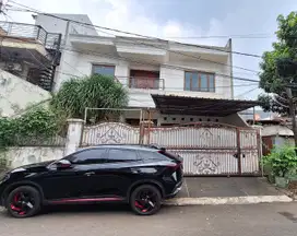 DIJUAL RUMAH MEWAH 2 LANTAI KAWASAN KRAMAT PELA GANDARIA