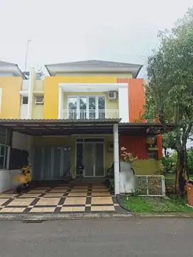 2 lantai ada hooknya, semi furnish dalam cluster,Summarecon Bekasi
