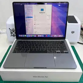 MacBook Air M3 8/256 Mulus Fullset Like New Garansi On