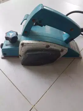 Mesin serut makita good condition