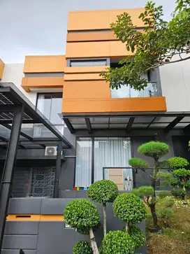 Dijual Segera Rumah Siap Huni 4 KT di Cluster Mozart Gading Serpong