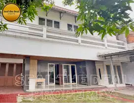Disewakan Rumah Bisa Utk Kantor  Di Area Blok M/Senayan Jakarta STD571