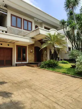 Rumah Kawasan Elit Pondok Indah Jakarta Selatan