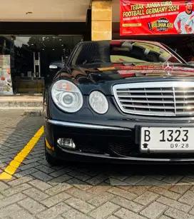 Mercedes-Benz W211 E280 Pre Facelift Full Original