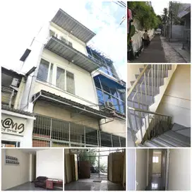 Rumah kos 3,5 lantai belum aktif di daerah cideng timur jakarta pusat