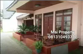 Rumah mewah kolam renang luas 1 lantai di Pejaten Barat