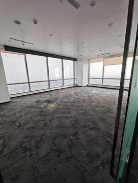 Disewakan Kantor Soho Capital Lantai Tinggi Luas 392m2