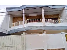 Dijual Rumah Megah Strategis Dekata Bu