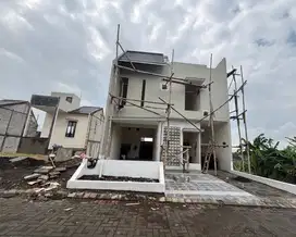 VILLA FLOWER GARDEN DEKAT ALUN ALUN KOTA BATU DAN WISATA