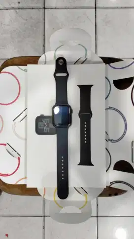 Apple Watch SE (Generation 2) 44mm Midnight