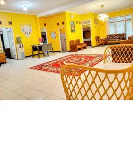 Jual Villa Puncak di Tugu Selatan Kapasitas 30 Orang Dekat Cimory