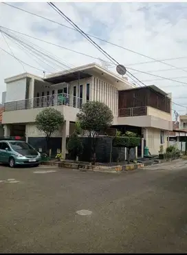 Rumah Di Metro Permata Tangerang Luas 10x13m 2 Lantai SHM Furnished