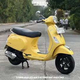 Piaggio Vespa LX 125 IGET TH 2017 warna Kuning VERY GOOD