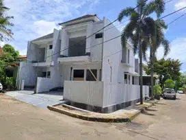 Jual Rumah Baru 2LT SHGB LB154m di Villa Melati Mas Serpong KD25060201