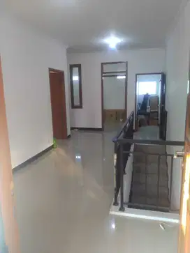 Rumah 2 Lantai Murah di Taman Kopo Indah 1 Bandung