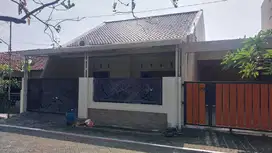 Dijual Cepat  Rumah Adem Nyaman Strategis di Tembalang, Kota Semarang