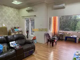 Dijual Villa di Komplek Cemara Asri Jalan Nangka Kondisi Siap Huni