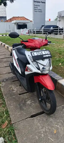 Honda beat fi 2016