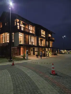 DIJUAL Rumah Full Marmer Desain Jepang Cluster Termewah BSD