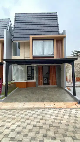 HOT PROPERTY! Rumah 2 Lantai Cita Rasa Resort Bali di Selatan BSD city