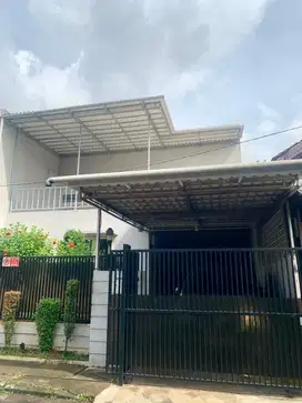 Dijual rumah bagus 2 lantai di sektor 5 Bintaro Jaya Tangsel