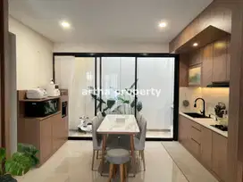 Rumah Second Full Furnished Japandi Dekat Kantor Walikota Tangsel