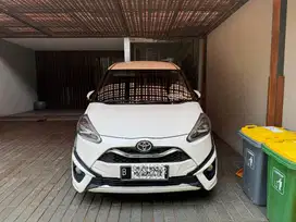 Toyota Sienta Q 2021