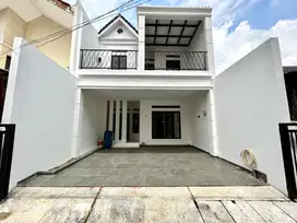 Rumah baru siap huni di tebet Barat Jakarta Selatan