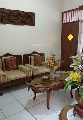Rumah Lokasi Ramai Dijalan Utama Di Cakung S8063