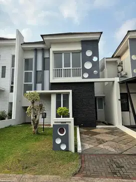 DIJUAL RUMAH 2 LANTAI DALAM KOMPLEK NEW HACIENDA KOTA WISATA