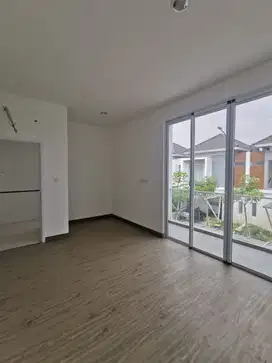 DIJUAL RUMAH TINGGAL 2 LANTAI DALAM KOMPLEK THE RIVIERA METLAND PURI