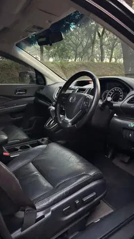 CR-V 2.4 Prestige Sun roof 2015 HITAM