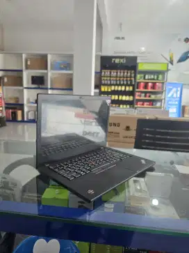 LAPTOP LENOVO THINKPAD RYZEN5 2500U RAM 8GB SSD 256GB