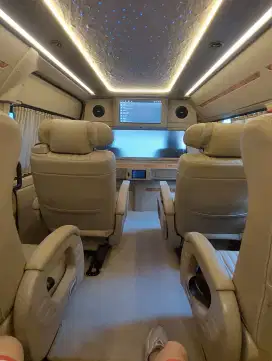 VIP INTERIOR FACELIFT Toyota Hiace Premio 2023 Commuter hi ace alphard