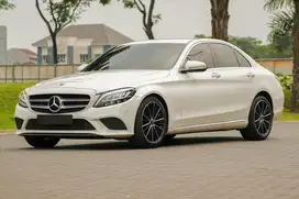(TDP 10jt) Mercedes Benz C200 EQ Boost 2019 (W205)