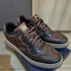 Sepatu COLE HAAN size 43