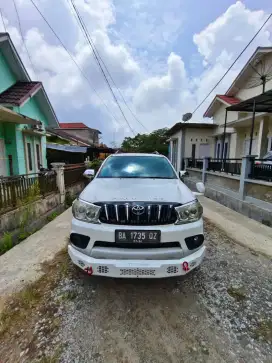 Toyota Fortuner 2011 A/T 2 5 Solar
