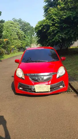 Dijual Honda Brio 1.2 E AT 2014 Merah – Milik Pribadi