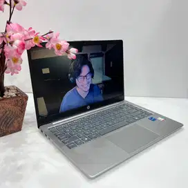 Laptop HP 14s-dq5156TU Core i5-1235U 16GB 512GB SSD 14″ FHD IPS Win 11
